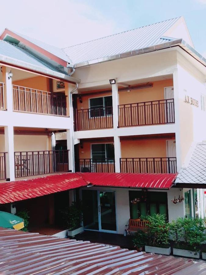 A.N. House Hotel Chiang Mai Bagian luar foto