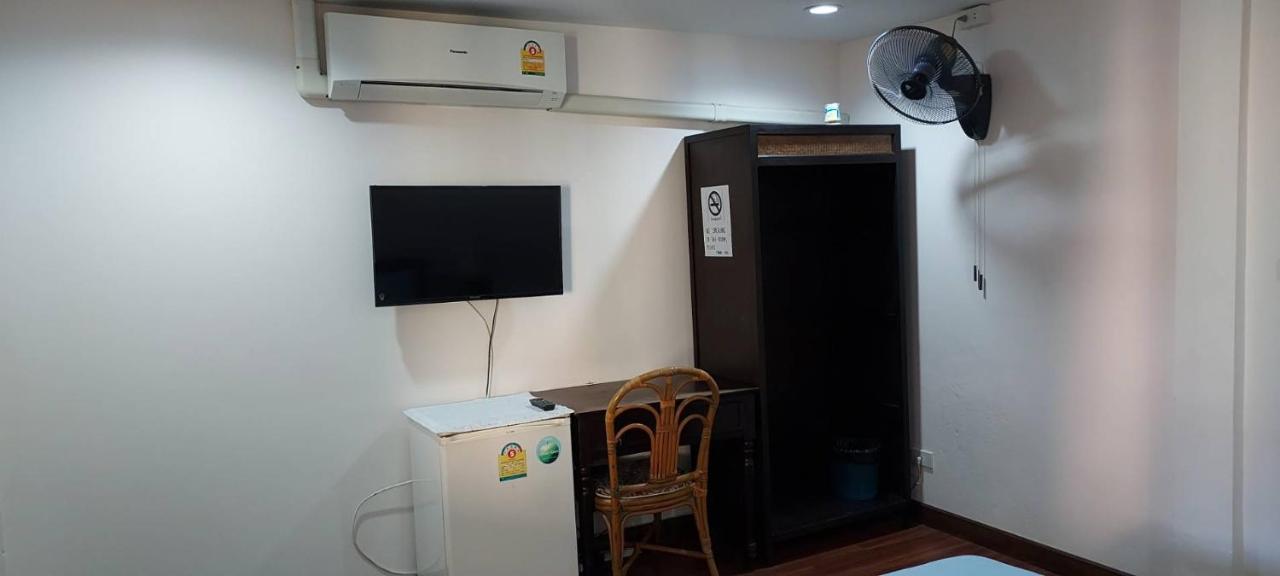 A.N. House Hotel Chiang Mai Bagian luar foto
